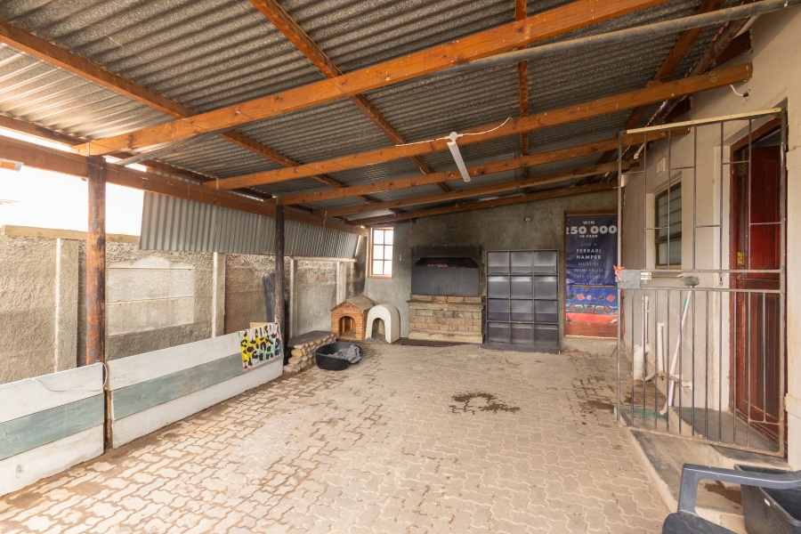 3 Bedroom Property for Sale in Somerset Park Western Cape